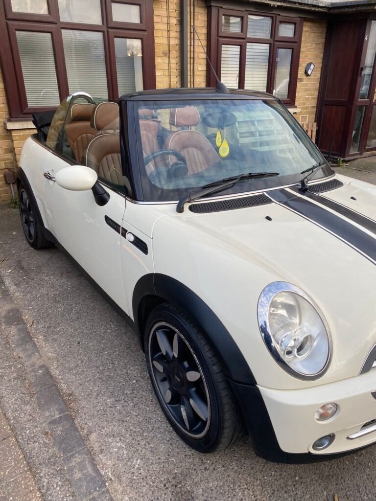 Mini sidewalk convertible 2008 mot 2 keys power hood pepper white leather interior starts and drives very well 113000 good tyres everything works slight scratch/ dent on drives side don’t affect driving at all good condition summer coming soon winter bargain £1800 