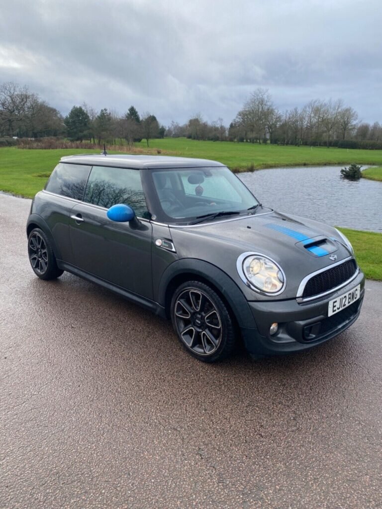 2012 Mini Cooper Bayswater 2.0 turbo diesel 105.000 miles 6 speed manual Heated leather Sat Nav DAB 12 months mot Serviced last month - all oils filters etc X4 brand new tyres Clutch and dual mass fly wheel done a few month ago