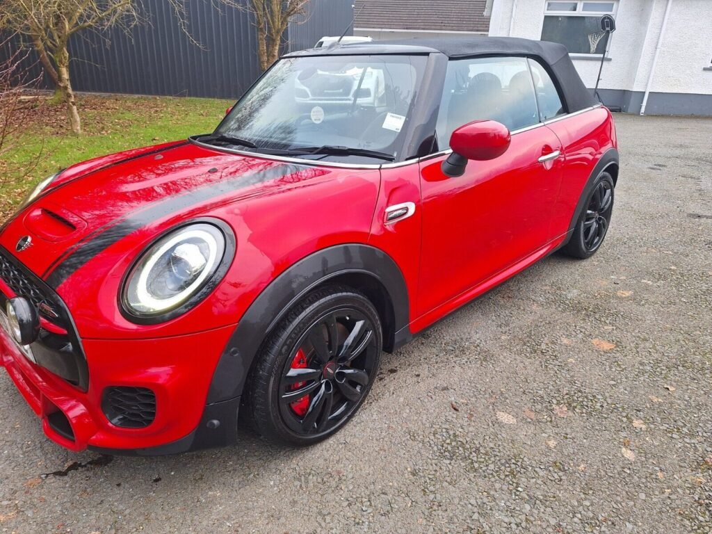 2020 mini john cooper works. Mint car pre accident with only 27000 miles. Every extra you could imagine top spec. Automatic with sport box.  Full leather electric roof. Cat s. Damage on the drivers rear Only. No suspension damaged. Very cheap car for someone as these are still selling for around the 18k mark. 228 bhp 2.0 turbo start/stop. Any viewing welcome. No vat