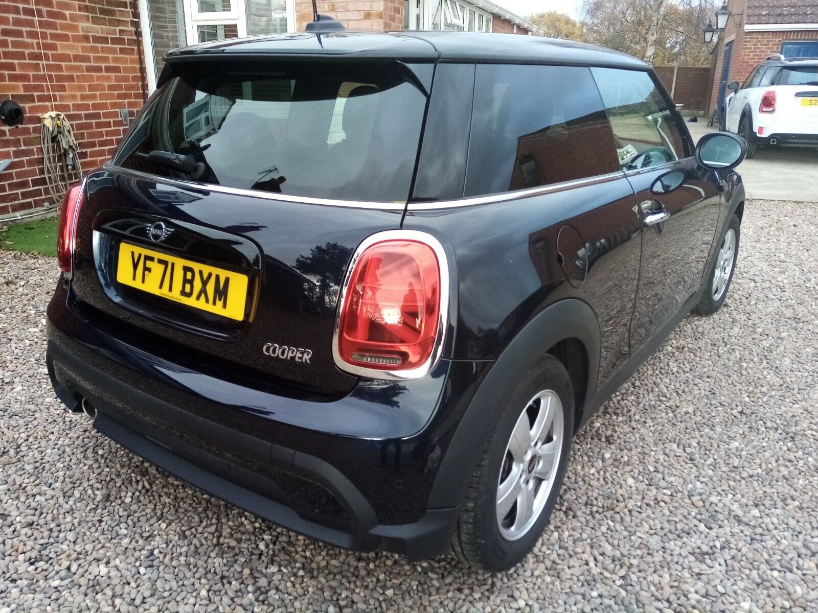 Our Must-See Listings including the MINI Paceman