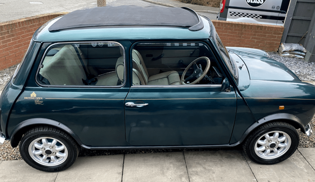 CLASSIC MINI BRITISH OPEN CLASSIC LIMITED EDITION. ONLY 42K MILES!!