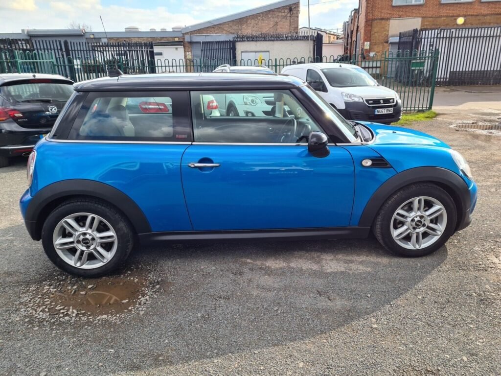 Mini Cooper 2011