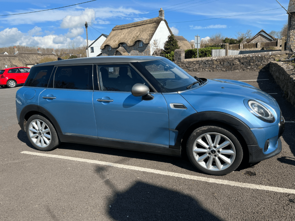 Mini clubman 2.0 diesel going for a quick sale. 57000 miles