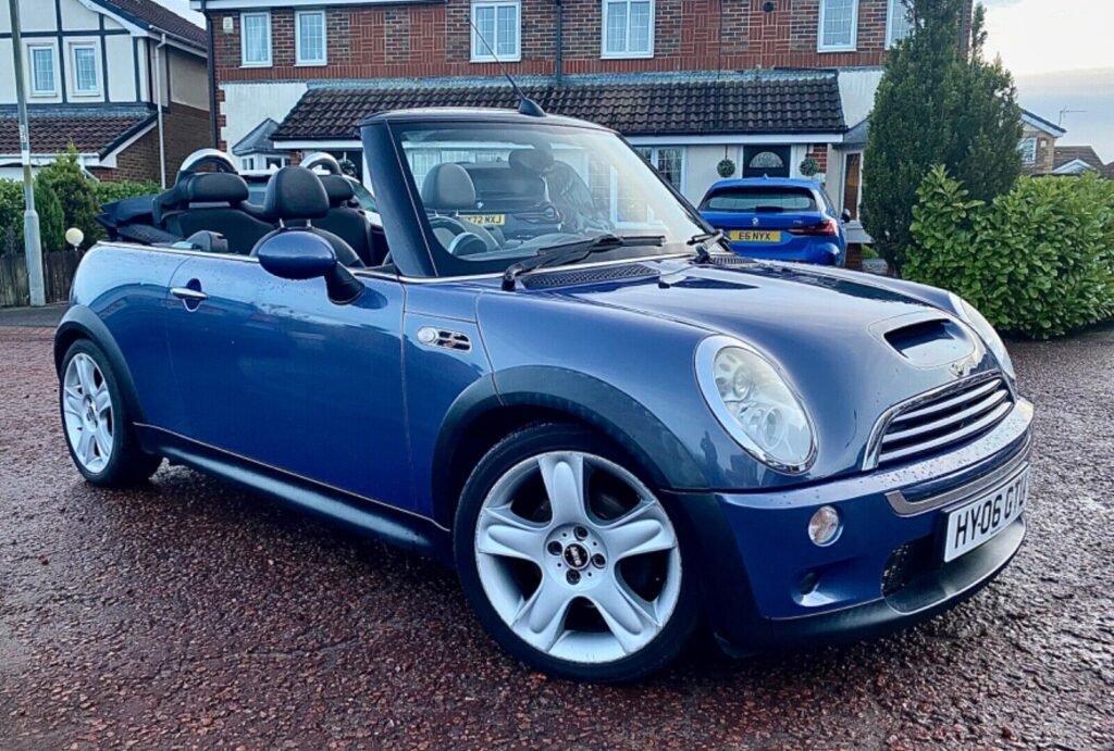 Introducing a beautiful 2006 Mini Cooper S R52 Convertible. 6Spd Manual ( Facelift model) Starts and runs great. Bodywork and interior in excellent condition. Full electric roof works perfect. Heated leather seats. Chilli pack. Electric windows. Electric mirrors. Pas. Electric sunroof. CD/Radio. Air con. Alloys with good tyres. Supercharger serviced. Full Mot with no advisories. Has been well-maintained throughout its lifespan. This stunning car has only had 4 owners and comes with a full service history. With just 85