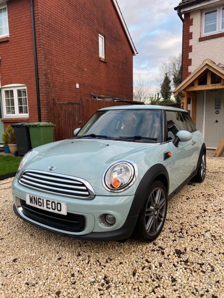 2011 Mini One hatch in duck egg blue with chrome trim. Black cloth interior. 83xxx miles and willRise slightly as still in occasional use. Cambelt/ water pump